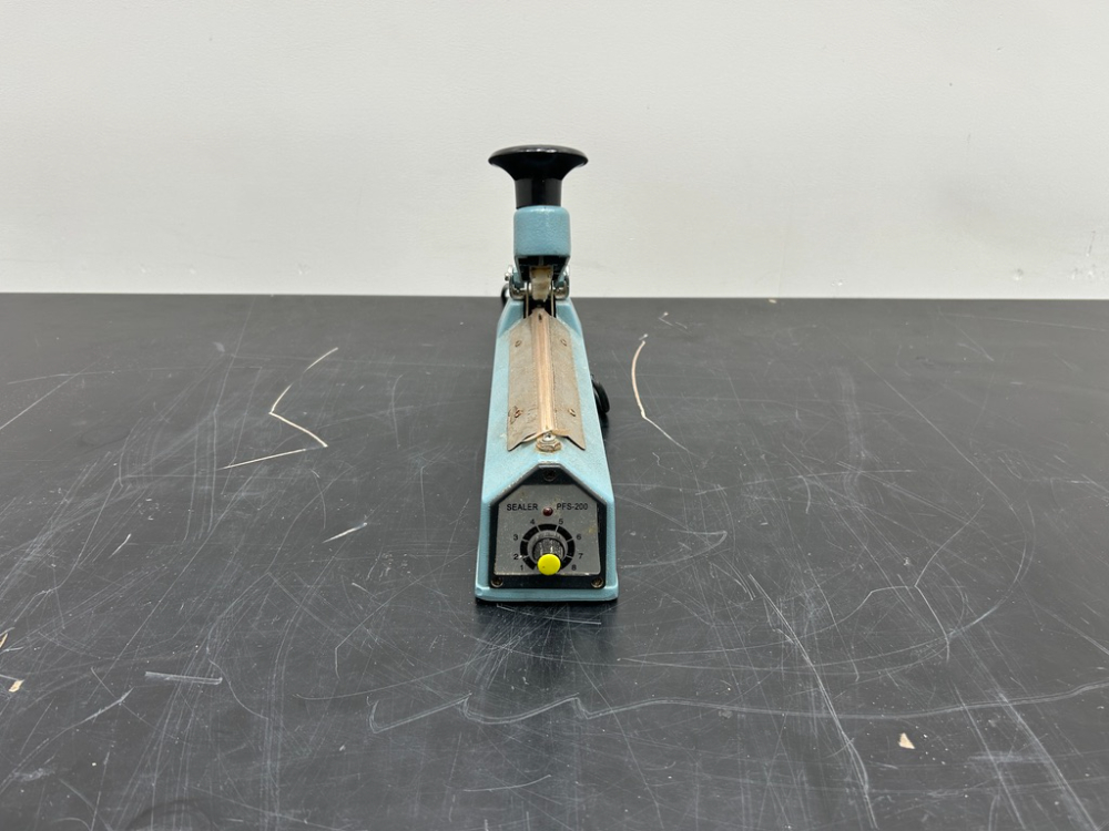 Image of manual impulse sealer